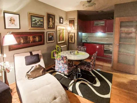 Rent, three bedroom apartment, 105m², Preko Morače, Podgorica - image 11