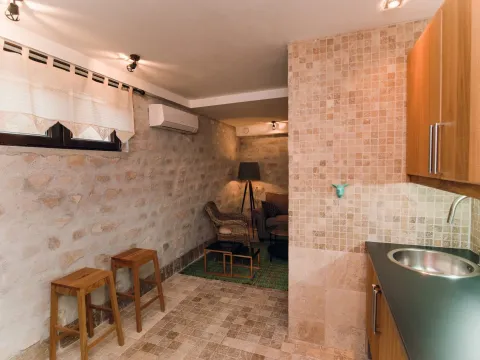 Prodaja, kuća, 550m², Reževići, Budva - image 16