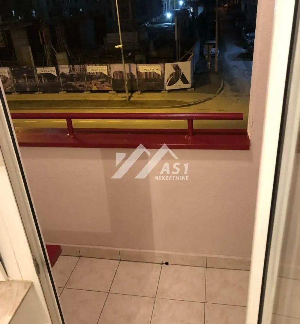 Izdavanje, jednosoban stan, 23m², Grbavica, Novi Sad Sve Podlokacije