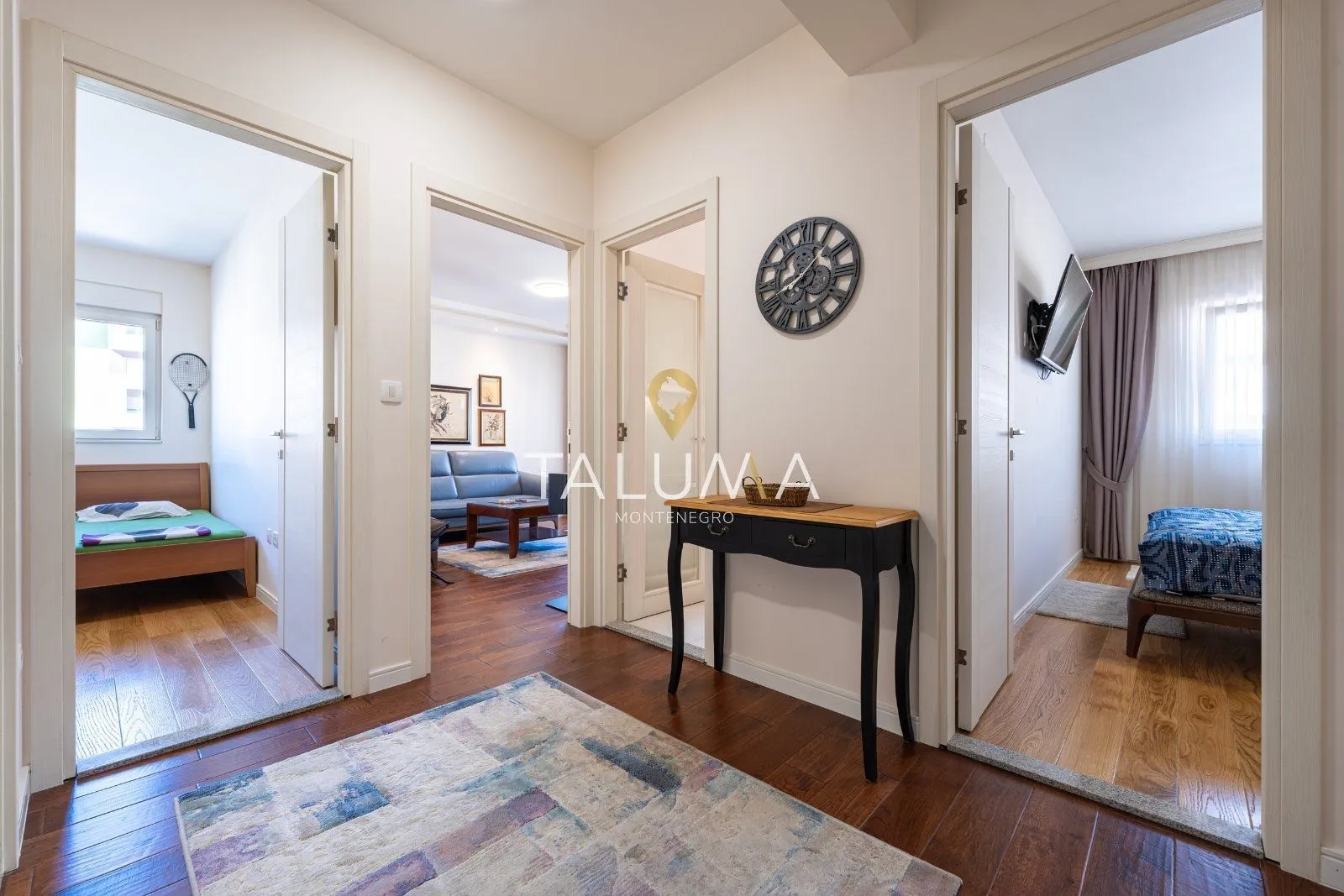 Izdavanje, dvosoban stan, 68m², City Kvart, Podgorica