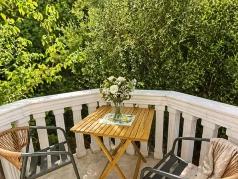 Sale, one bedroom apartment, 30m², Petrovac, Budva - image 3