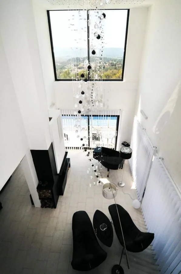Prodaja, kuća, 390m², Mrčevac, Tivat