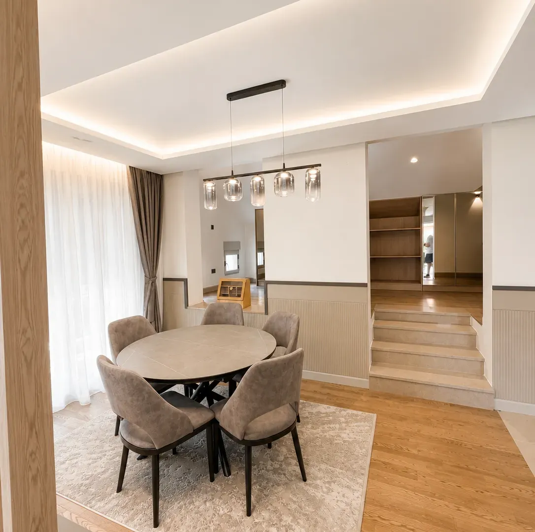 Rent, house, 290m², Stari Aerodrom, Podgorica