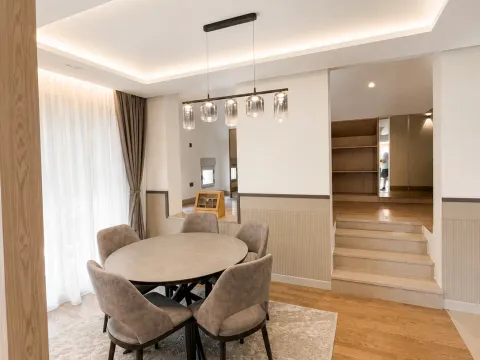 Rent, house, 290m², Stari Aerodrom, Podgorica - image 4