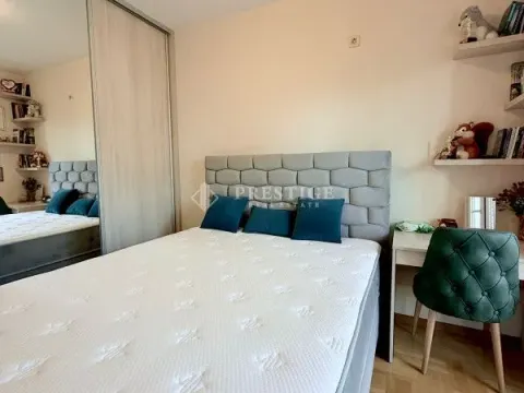Rent, one bedroom apartment, 56m², Pobrežje, Podgorica - image 10