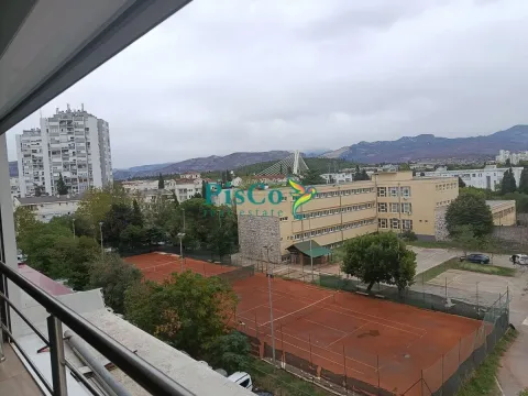 Izdavanje, dvosoban stan, 100m², Preko Morače, Podgorica - image 10