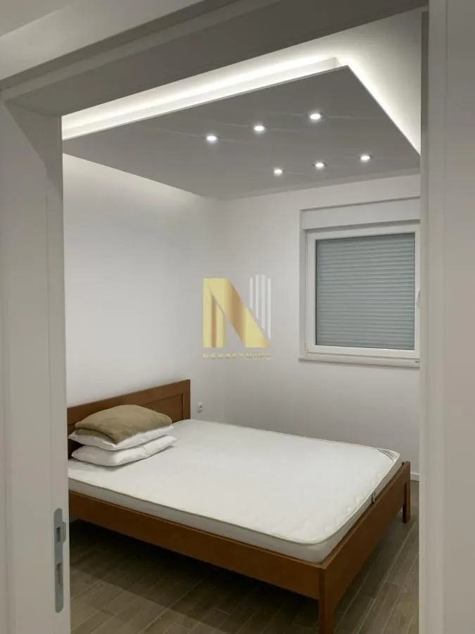 Izdavanje, četvorosoban stan, 77m², Veternička rampa, Novi Sad Sve Podlokacije