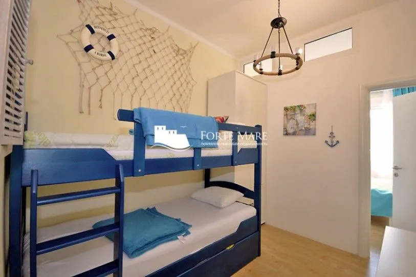 Prodaja, trosoban stan, 80m², Đenovići, Herceg Novi