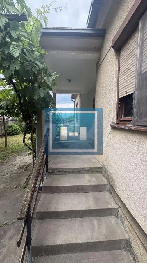 Prodaja, kuća, 157m², Ribarski put, Jagodina