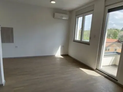 Prodaja, trosoban stan, 78m², Petrovaradin, Novi Sad - image 13