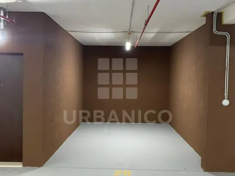 Parking garaža in Pobrežje