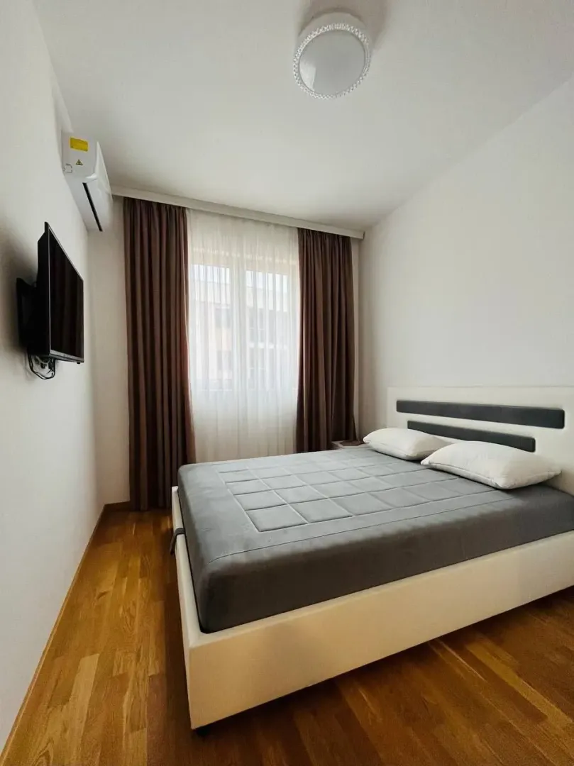 Rent, two bedroom apartment, 56m², Bečići, Budva