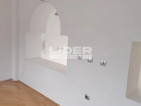 Sale, three bedroom apartment, 95m², Vračar Hram, Vračar Sve Podlokacije - image 6