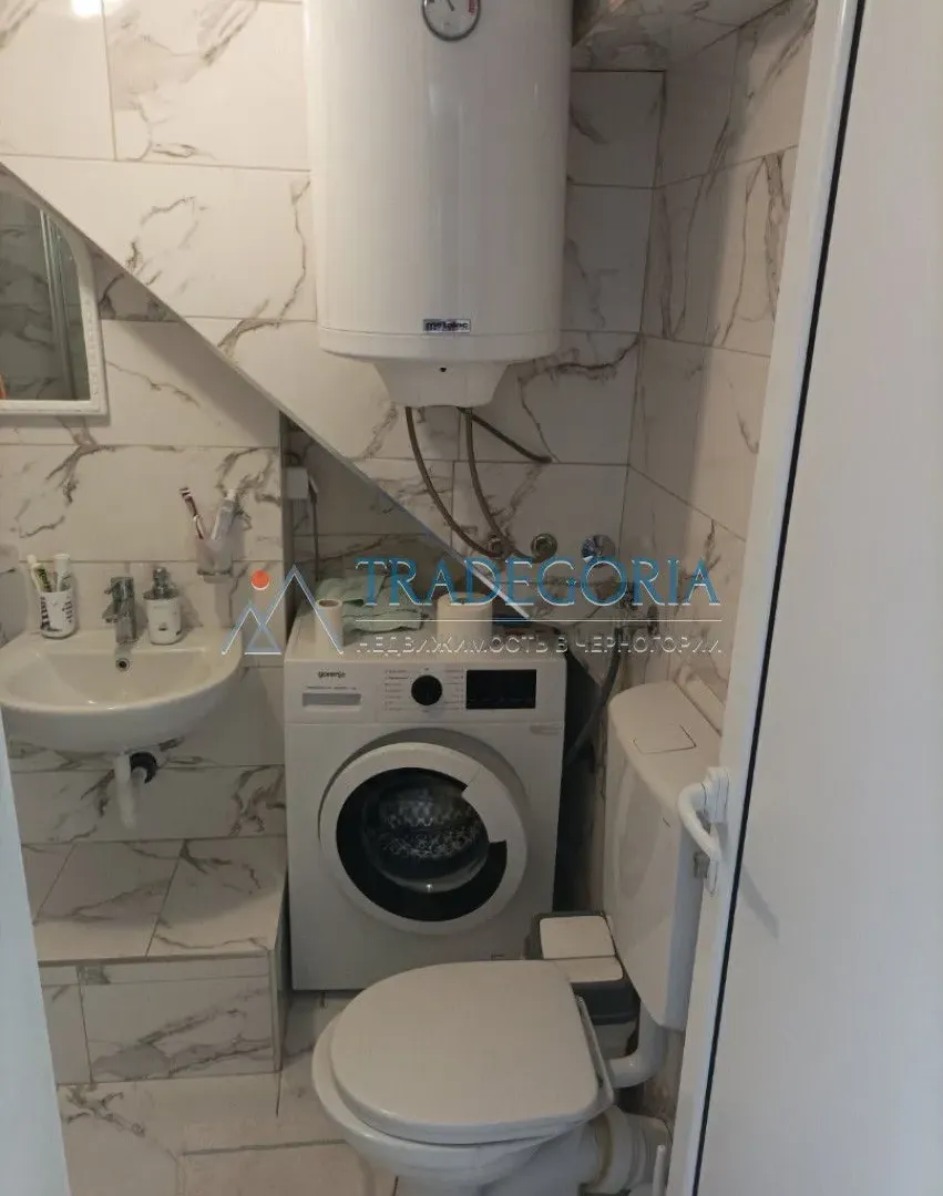 Prodaja, jednosoban stan, 110m², Petrovac, Budva