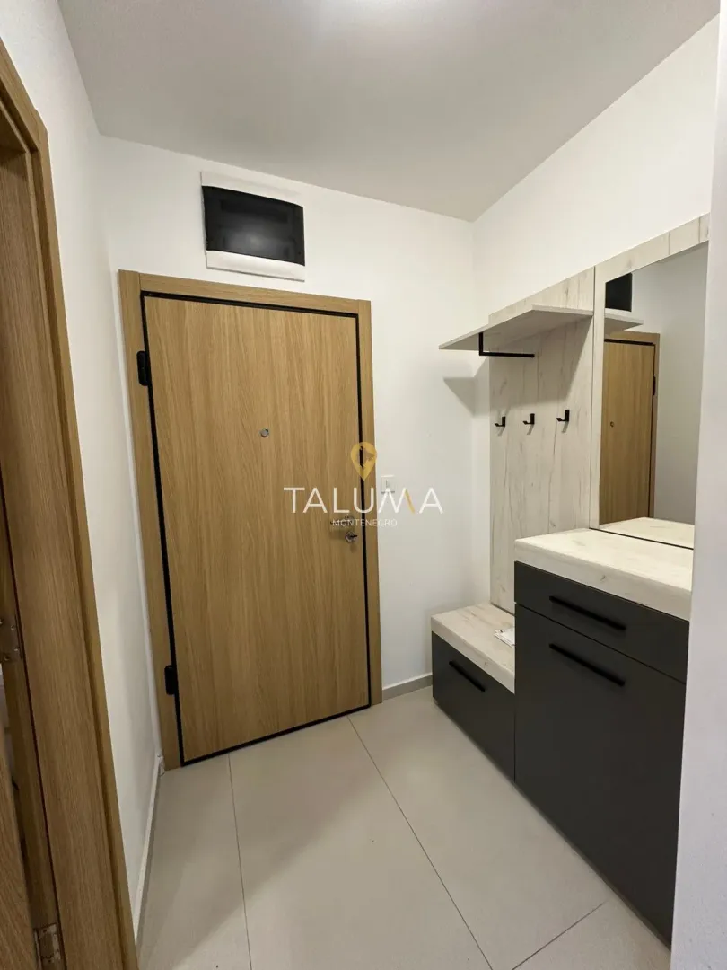 Izdavanje, jednosoban stan, 45m², City Kvart, Podgorica
