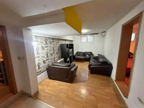 Prodaja, jednosoban stan, 45m², Momišići, Podgorica - image 7