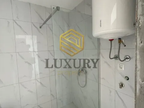 Prodaja, jednosoban stan, 32m², City Kvart, Podgorica - image 4