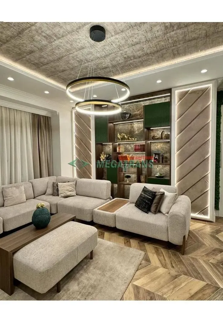 Izdavanje, trosoban stan, 80m², Centar, Novi Sad