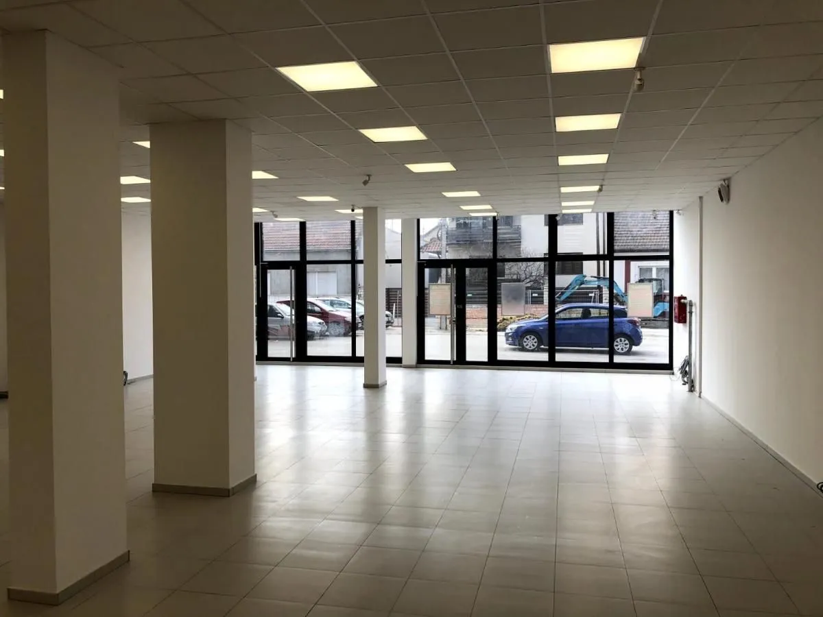 Rent, office space, 331m², Telep, Novi Sad Sve Podlokacije