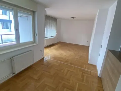 Rent, two bedroom apartment, 73m², Crveni Pevac, Niš - image 3