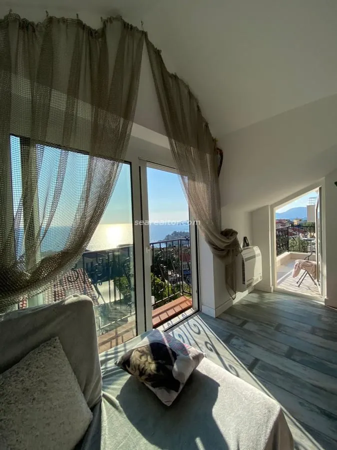 Sale, four bedroom apartment, 82m², Sveti Stefan, Budva