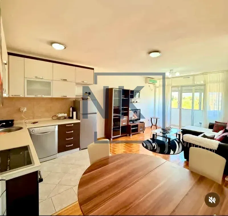 Rent, two bedroom apartment, 60m², 1 maj, Podgorica