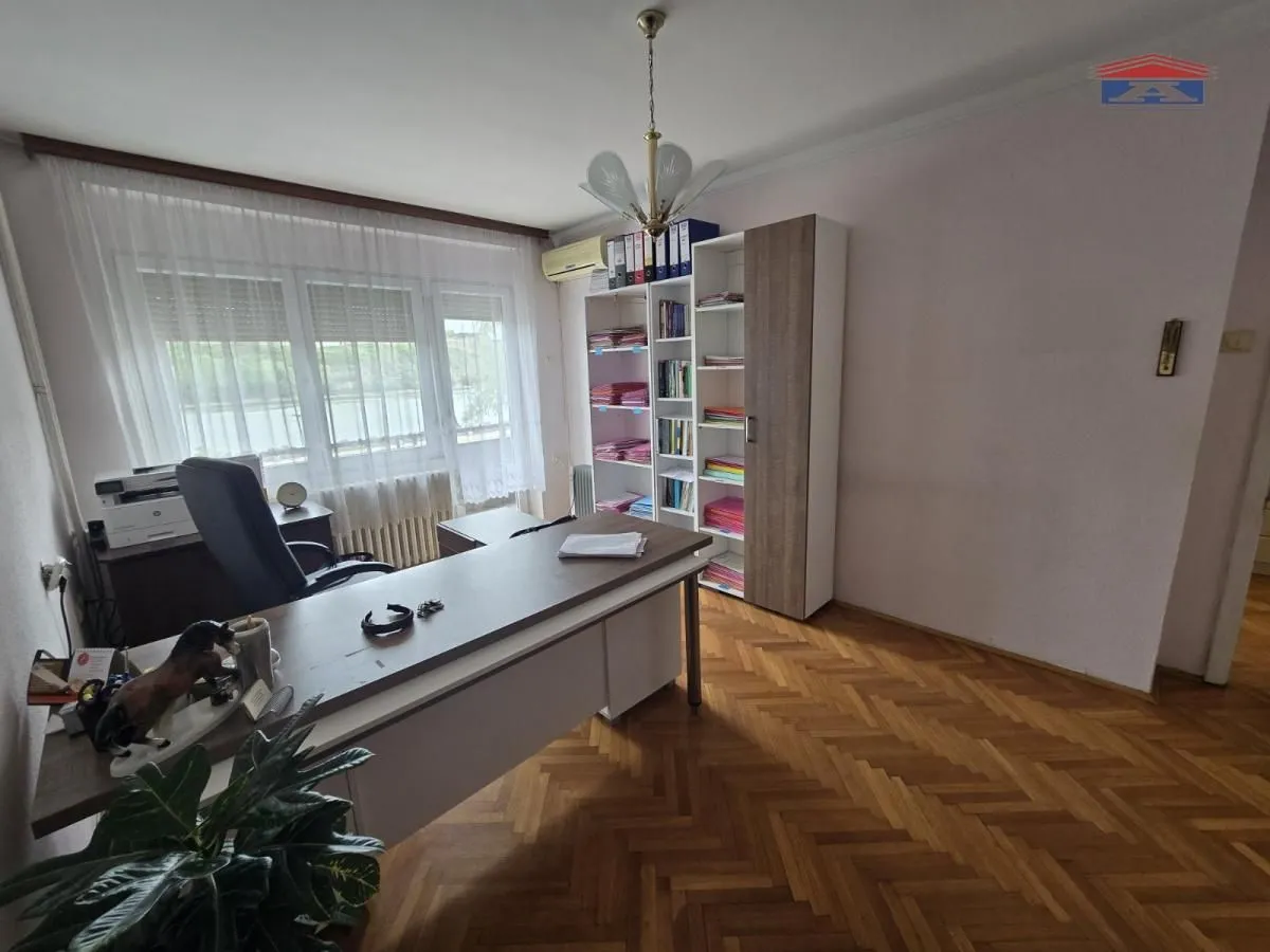 Prodaja, dvosoban stan, 64m², Kej, Novi Sad Sve Podlokacije