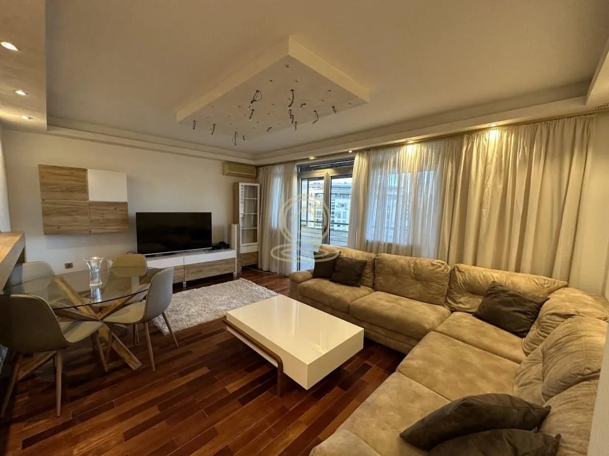 Rent, two bedroom apartment, 55m², Bulevar Oslobodjenja, Novi Sad Sve Podlokacije