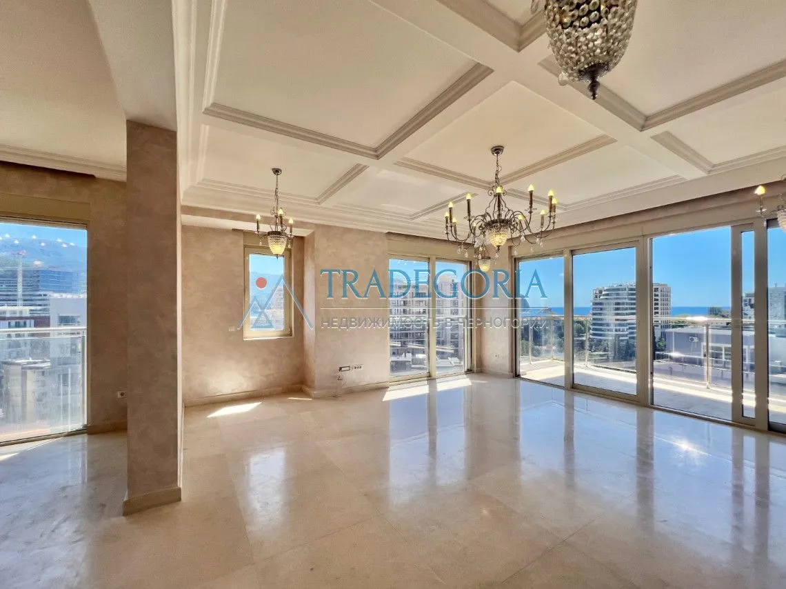 Prodaja, trosoban stan, 640m², Budva, Crna Gora