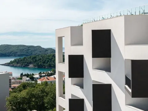 Sale, one bedroom apartment, 53m², Bečići, Budva - image 9