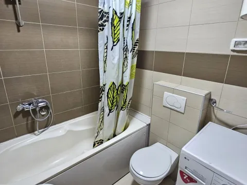 Izdavanje, jednosoban stan, 54m², City Kvart, Podgorica - image 6