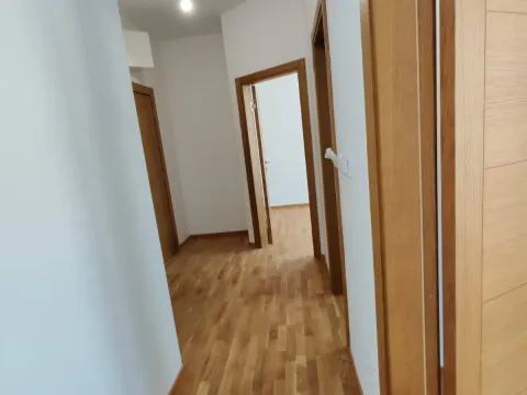 Sale, two bedroom apartment, 56m², Bečići, Budva - image 4