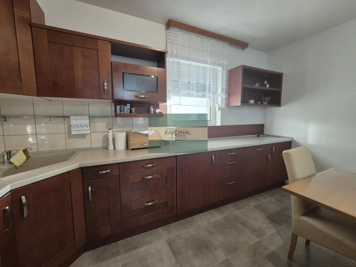 Prodaja, kuća, 271m², Šuljkovac, Jagodina