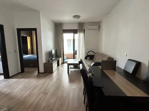 Prodaja, jednosoban stan, 43m², Centar, Budva - image 2