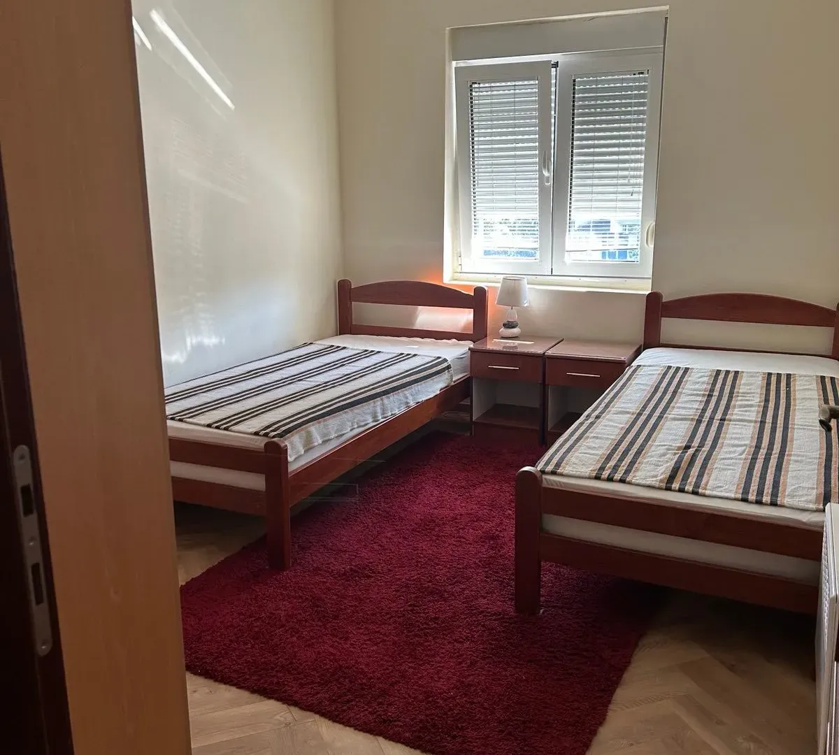 Izdavanje, dvosoban stan, 55m², Preko Morače, Podgorica