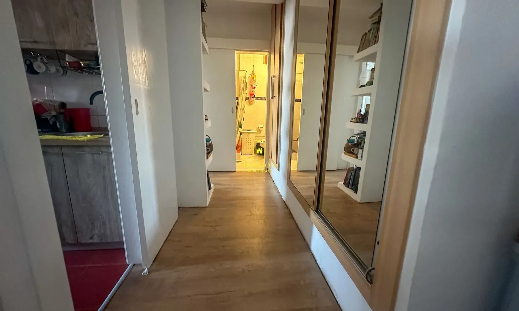 Prodaja, dvosoban stan, 77m², Preko Morače, Podgorica