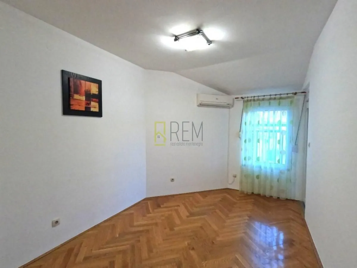 Prodaja, dvosoban stan, 65m², Blok 9, Podgorica