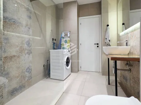 Izdavanje, jednosoban stan, 42m², Preko Morače, Podgorica - image 12