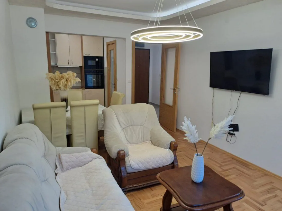 Prodaja, dvosoban stan, 72m², Dubovica, Budva