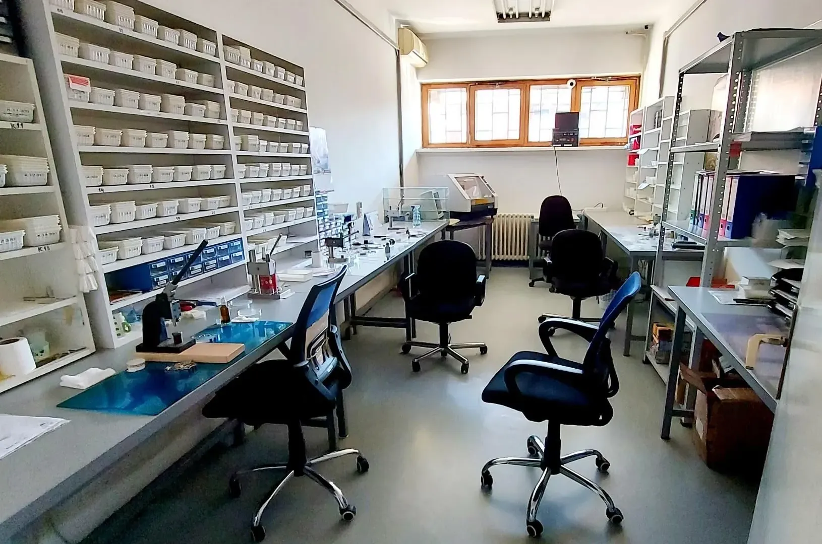 Izdavanje, poslovni prostor, 831m², Trstenik, Srbija