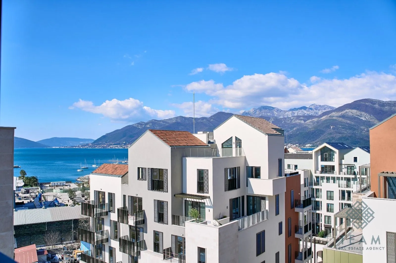 Prodaja, dvosoban stan, 102m², Porto Montenegro, Tivat
