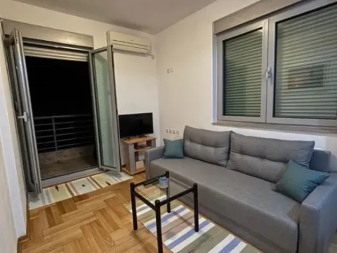 Izdavanje, garsonjera, 27m², Zabjelo, Podgorica - image 3