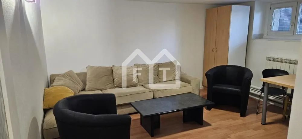 Izdavanje, jednosoban stan, 34m², Botanička Bašta, Palilula Sve Podlokacije