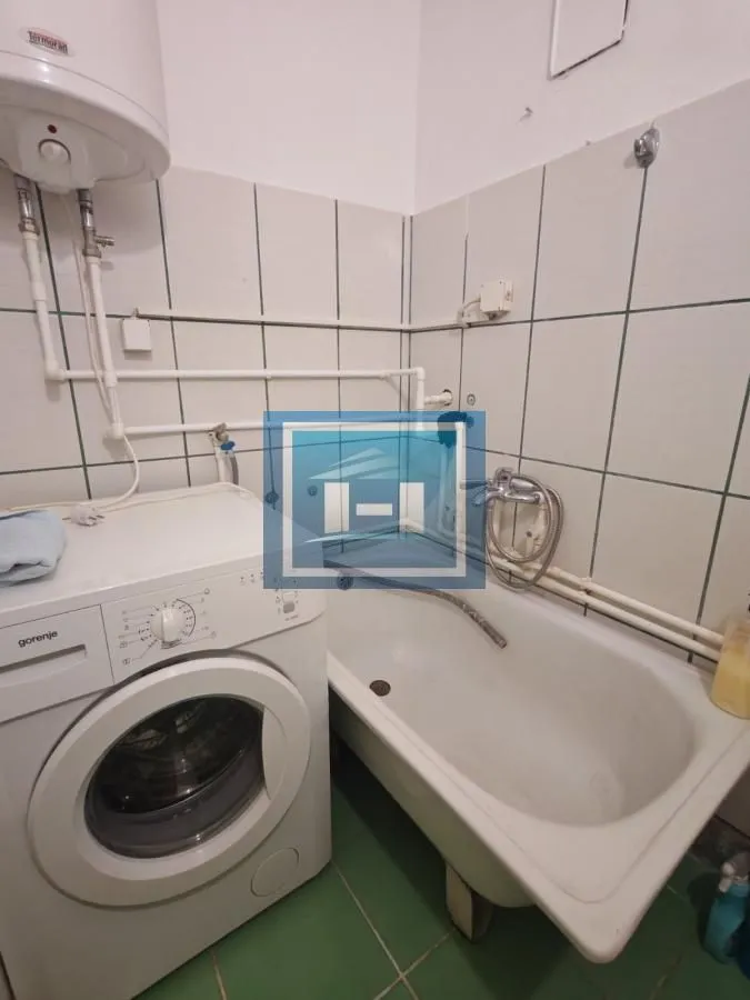 Prodaja, dvosoban stan, 53m², Centar, Paraćin
