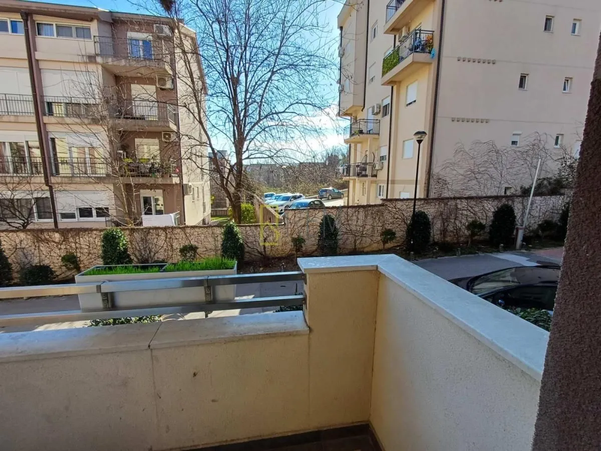 Prodaja, jednosoban stan, 46m², Zabjelo, Podgorica