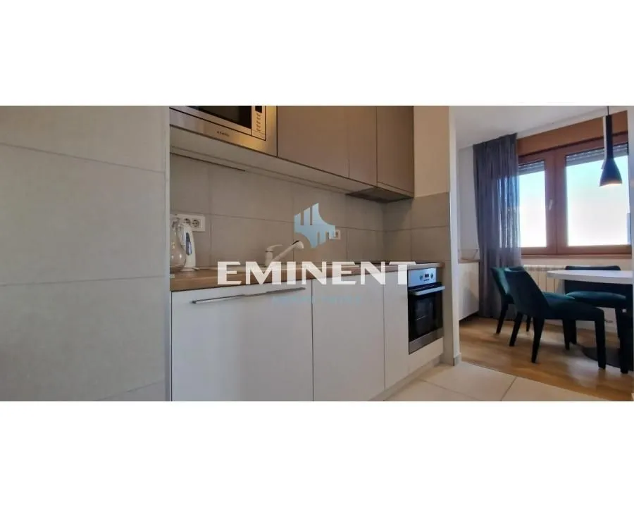 Rent, three bedroom apartment, 82m², Novi Beograd Blok 67, Novi Beograd Sve Podlokacije