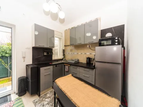 Izdavanje, stan, 25m², Blok 9, Podgorica - image 5