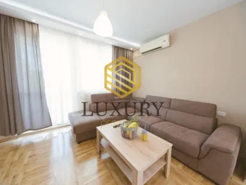 Izdavanje, dvosoban stan, 78m², Centar, Podgorica - image 12