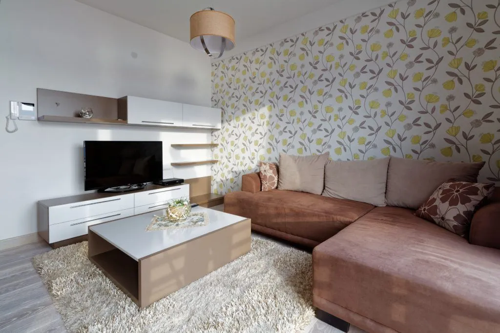 Izdavanje, jednosoban stan, 51m², Opatovo, Tivat