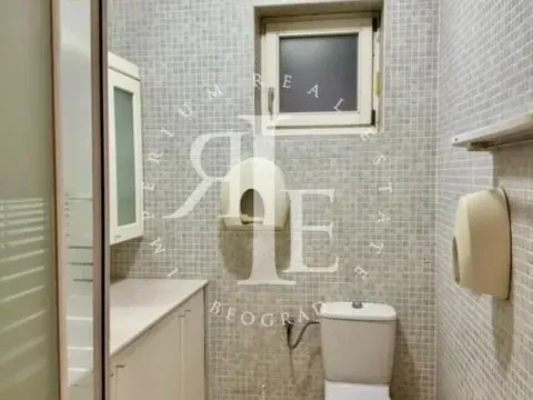 Izdavanje, stan, 147m², Stari Grad, Beograd - image 4